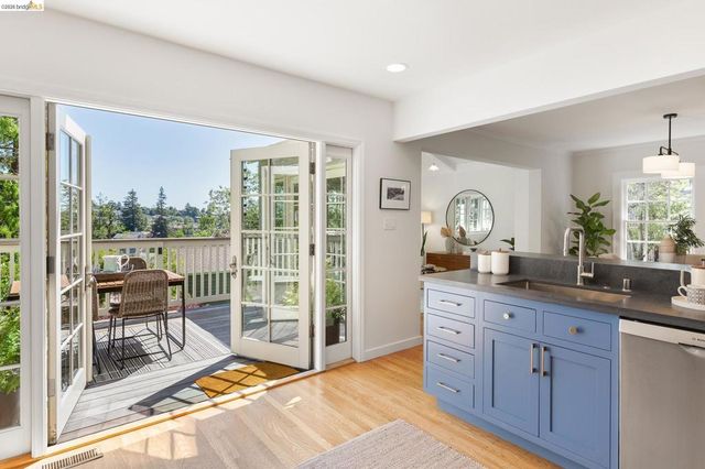 306 Wildwood Ave, Piedmont, CA 94611