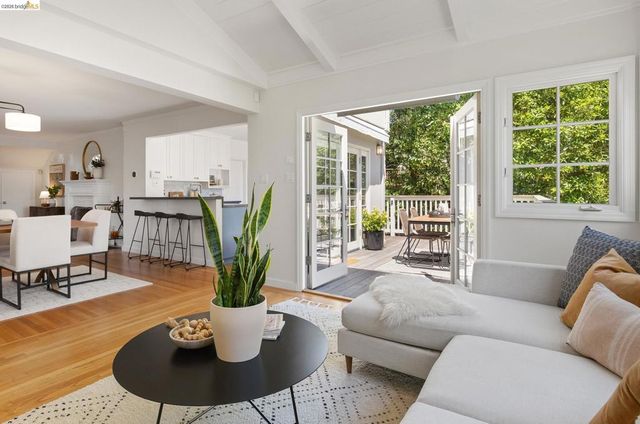 306 Wildwood Ave, Piedmont, CA 94611