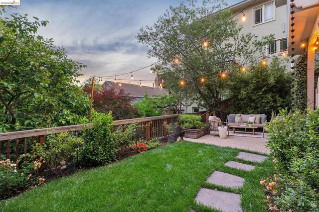 306 Wildwood Ave, Piedmont, CA 94611