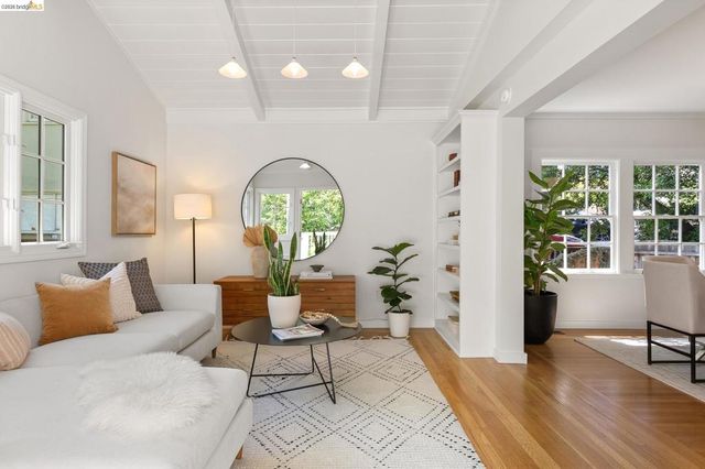 306 Wildwood Ave, Piedmont, CA 94611