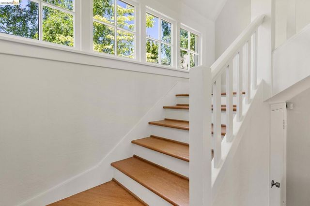 306 Wildwood Ave, Piedmont, CA 94611