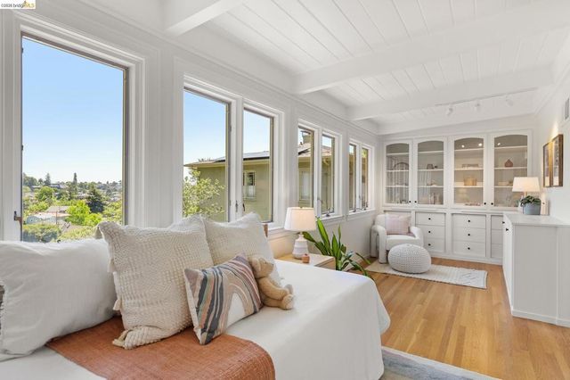 306 Wildwood Ave, Piedmont, CA 94611