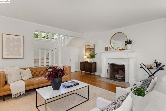 306 Wildwood Ave, Piedmont, CA 94611