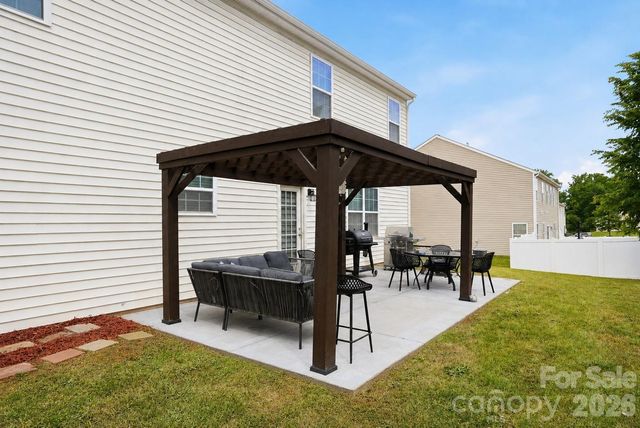 112 Meadow Stream Drive, Mount Holly, NC 28120