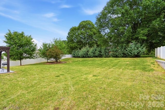 112 Meadow Stream Drive, Mount Holly, NC 28120
