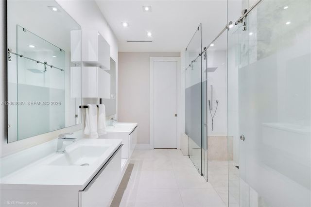 137 W Shore Drive, Miami, FL 33133