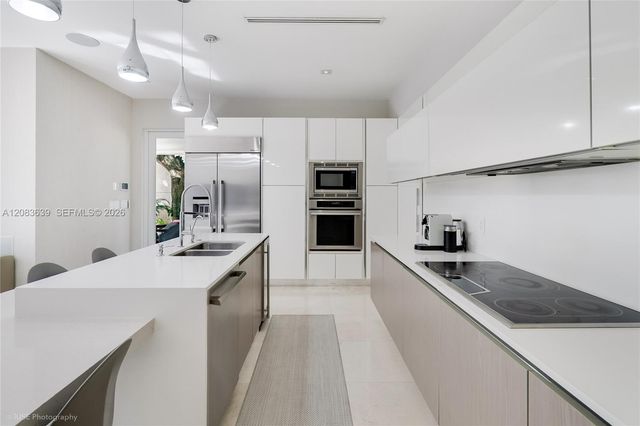 137 W Shore Drive, Miami, FL 33133