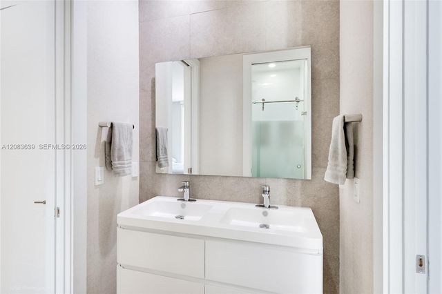 137 W Shore Drive, Miami, FL 33133