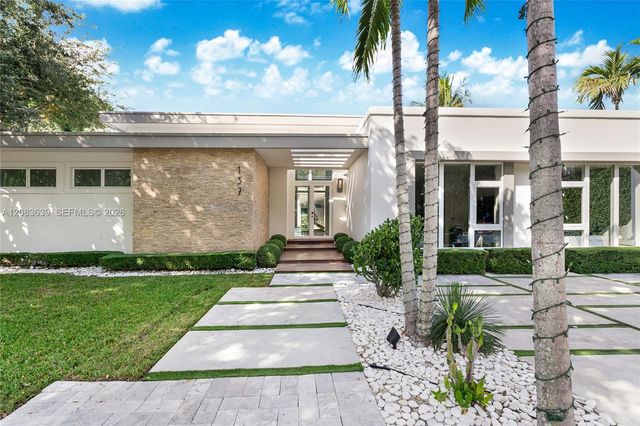 137 W Shore Drive, Miami, FL 33133