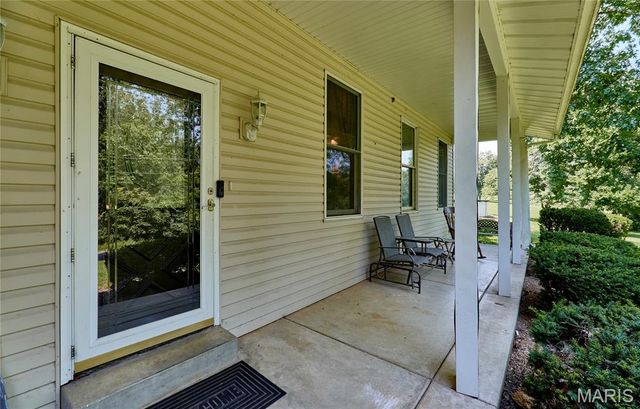 40 Fourfield Drive, Troy, MO 63379