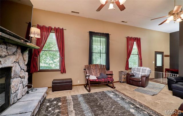 40 Fourfield Drive, Troy, MO 63379