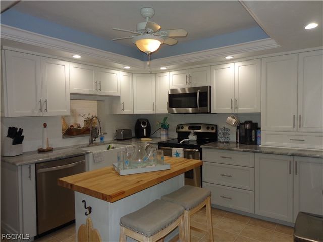 3390 N Key DR 2, North Fort Myers, FL 33903