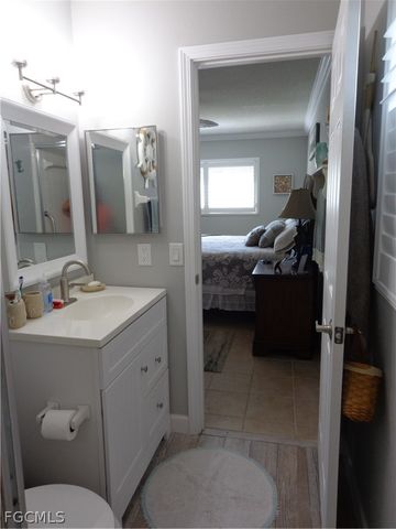 3390 N Key DR 2, North Fort Myers, FL 33903