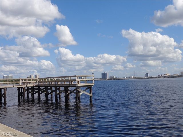 3390 N Key DR 2, North Fort Myers, FL 33903