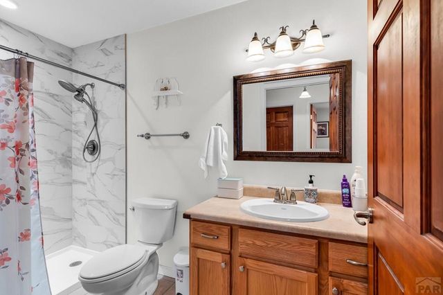 75 Wheatridge Dr, Pueblo, CO 81005