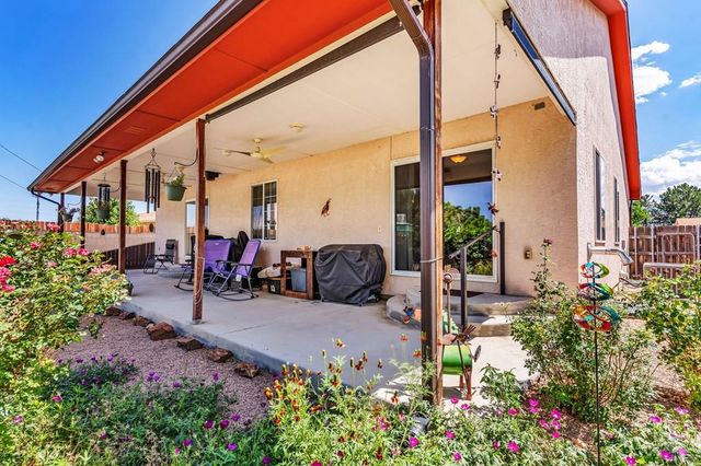 75 Wheatridge Dr, Pueblo, CO 81005