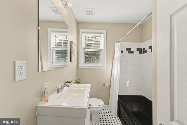 3715 WOODLEA AVE, Baltimore, MD 21206