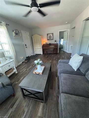 507 South Road, High Point, NC 27262