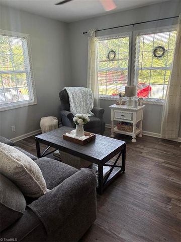 507 South Road, High Point, NC 27262