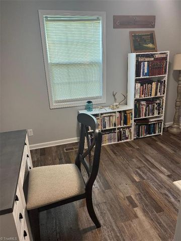 507 South Road, High Point, NC 27262