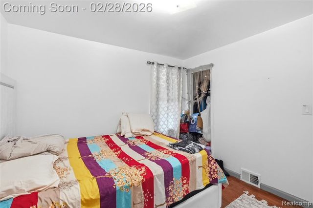 7401 Steadman Street, Dearborn, MI 48126