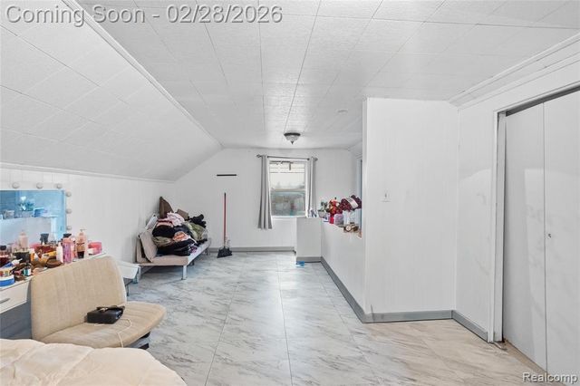 7401 Steadman Street, Dearborn, MI 48126