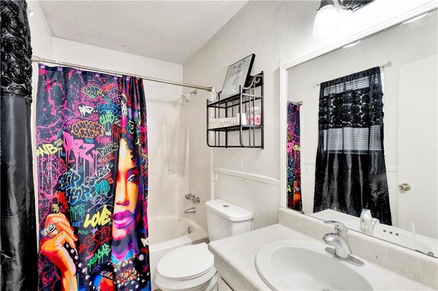 3213 Graham N Road, Mobile, AL 36618