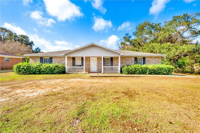 3213 Graham N Road, Mobile, AL 36618