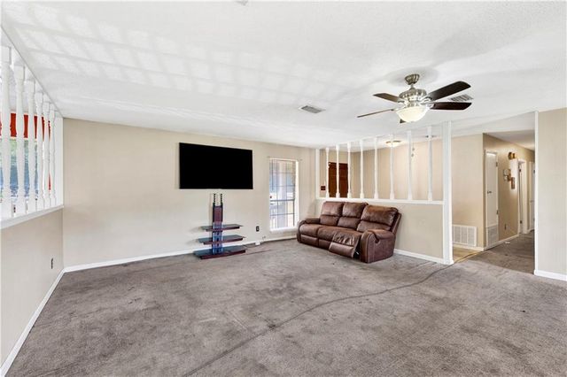 3213 Graham N Road, Mobile, AL 36618