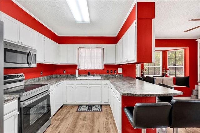 3213 Graham N Road, Mobile, AL 36618