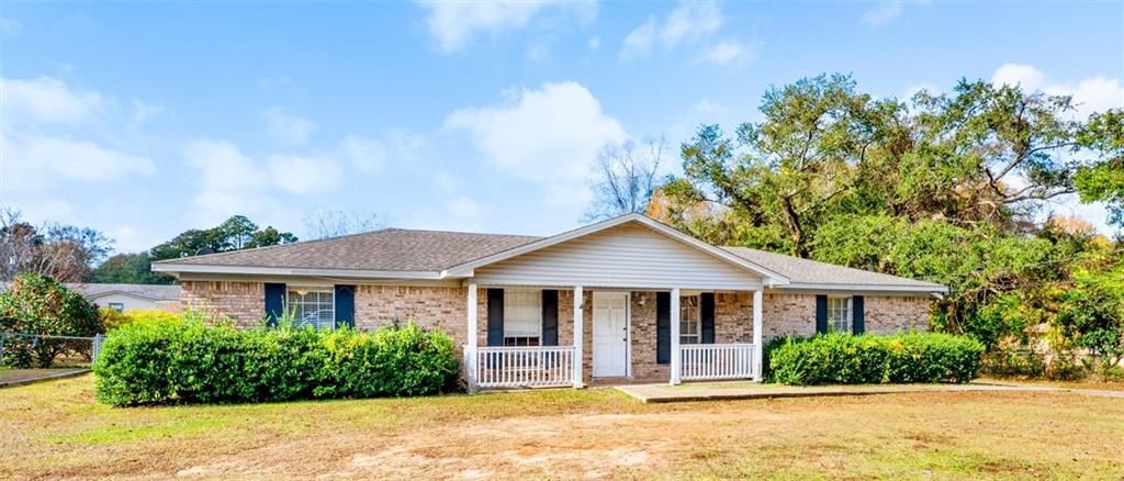 3213 Graham N Road, Mobile, AL 36618