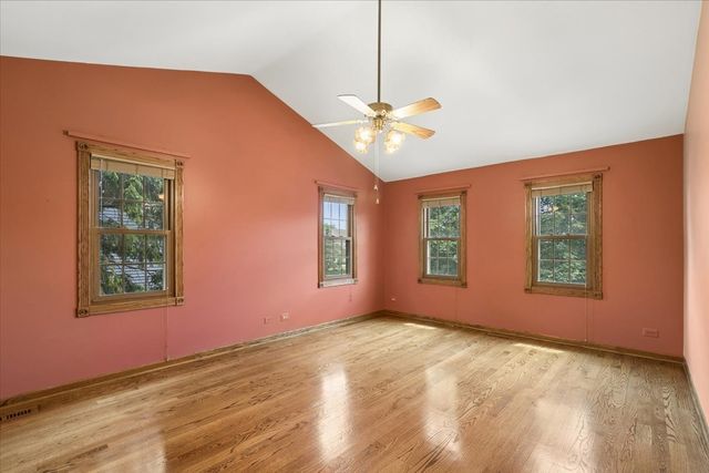 510 Ambria Drive, Mundelein, IL 60060
