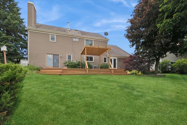 510 Ambria Drive, Mundelein, IL 60060