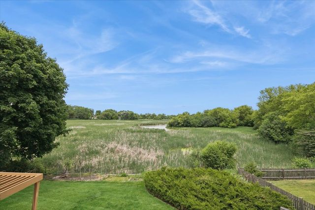 510 Ambria Drive, Mundelein, IL 60060