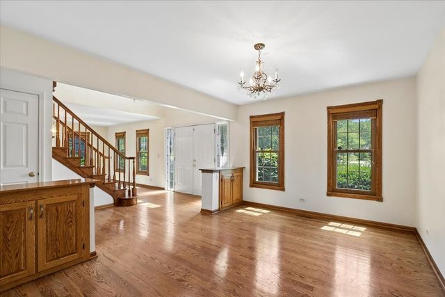 510 Ambria Drive, Mundelein, IL 60060