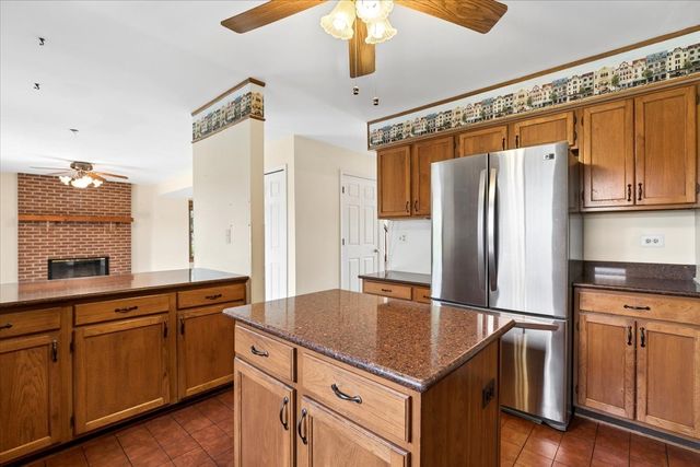 510 Ambria Drive, Mundelein, IL 60060
