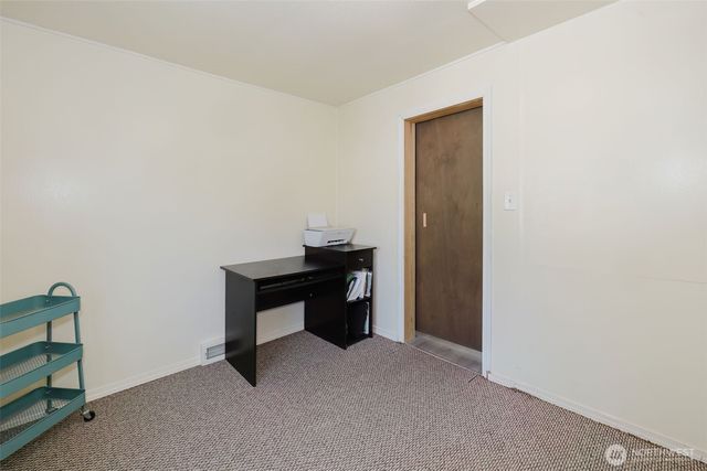 143 Dora Avenue, Bremerton, WA 98312