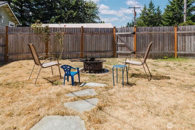 143 Dora Avenue, Bremerton, WA 98312