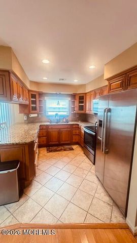 11 Bimini Drive, Toms River, NJ 08757