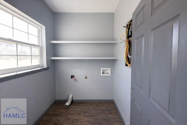 101 Shirley Lane, Glennville, GA 30427