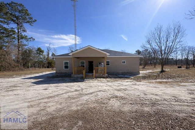 101 Shirley Lane, Glennville, GA 30427