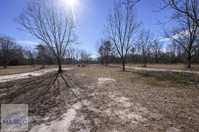 101 Shirley Lane, Glennville, GA 30427