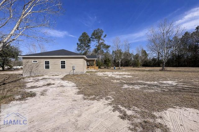 101 Shirley Lane, Glennville, GA 30427