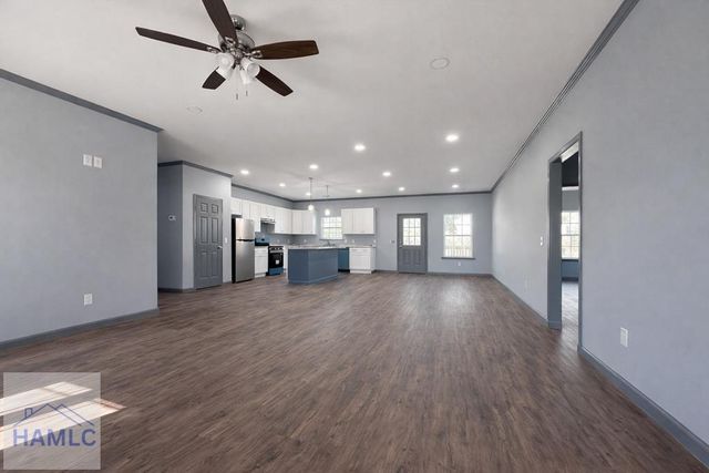 101 Shirley Lane, Glennville, GA 30427