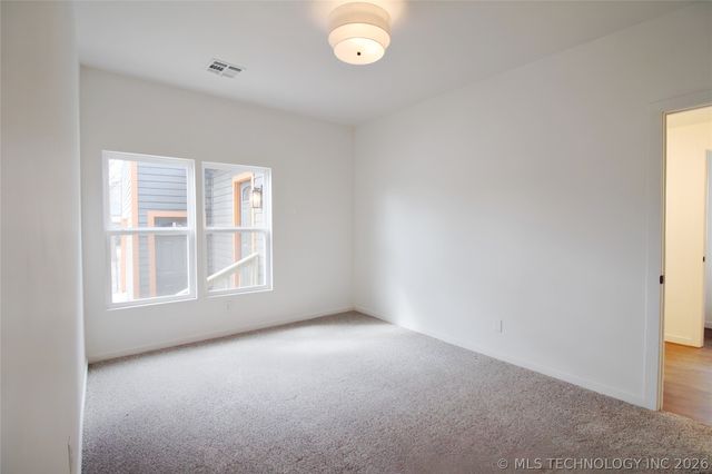 800 N Okmulgee Avenue, Okmulgee, OK 74447