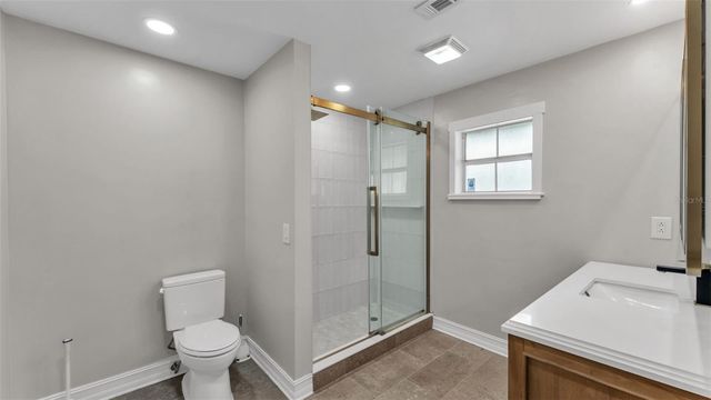 4301 ORANGEWOOD LOOP E, Lakeland, FL 33813