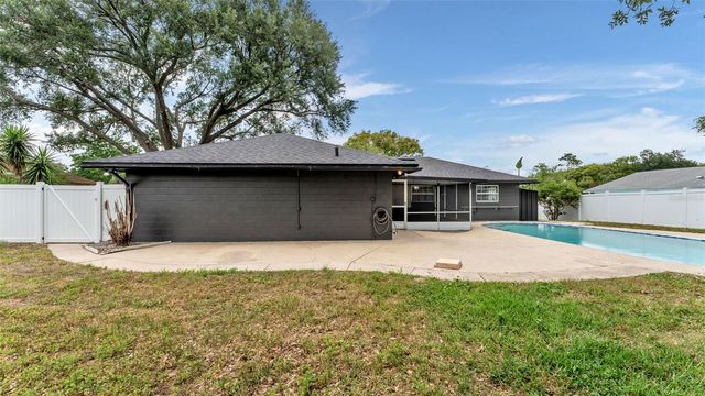 4301 ORANGEWOOD LOOP E, Lakeland, FL 33813
