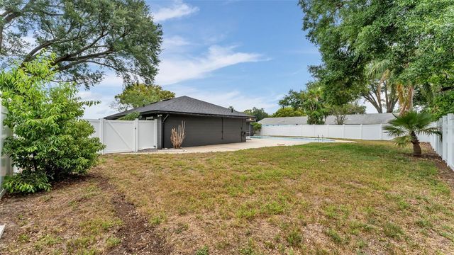 4301 ORANGEWOOD LOOP E, Lakeland, FL 33813