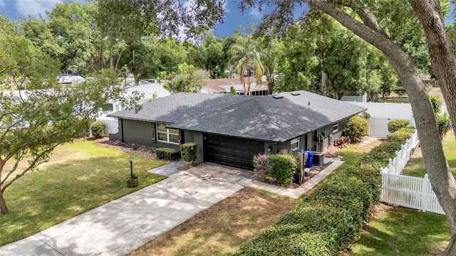 4301 ORANGEWOOD LOOP E, Lakeland, FL 33813