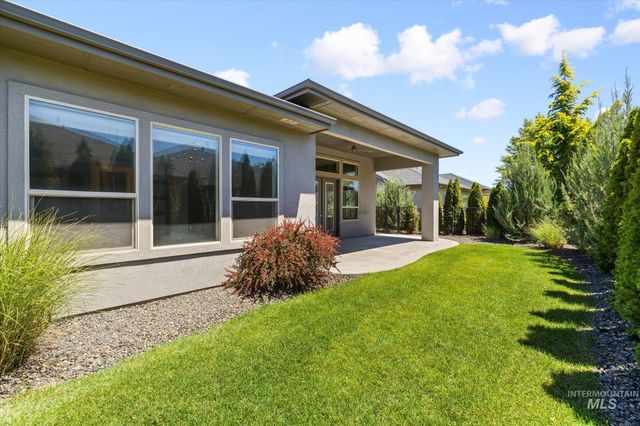 10059 W Andromeda Dr, Star, ID 83669